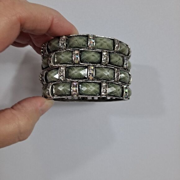 Wide bangle bracelet  - Picture 2 of 7